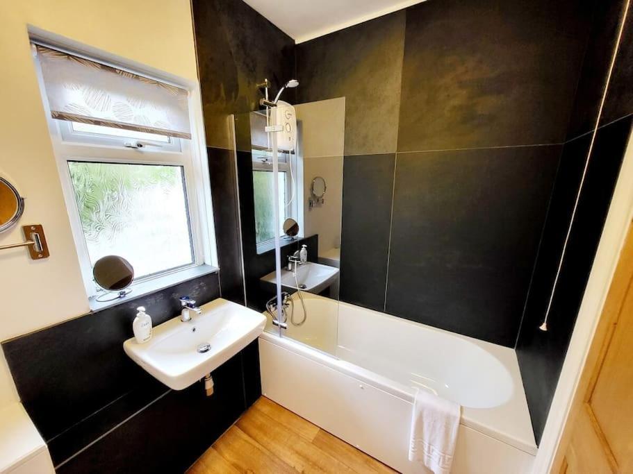 8 Duke Street - Launceston Cornwall Extérieur photo