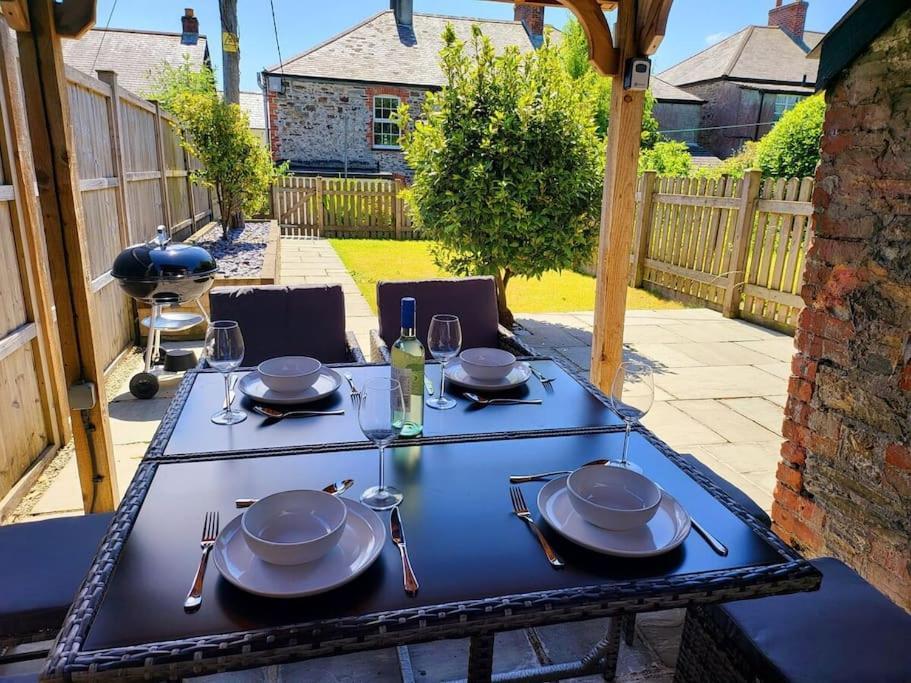 8 Duke Street - Launceston Cornwall Extérieur photo